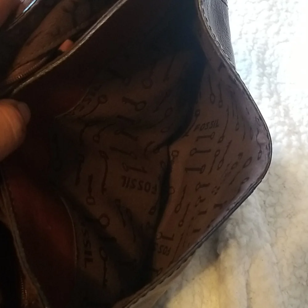 CLOSEOUT SALE FOSSIL (VRI) Vintage Reissue Messenger Satchel - Picture 7 of 15